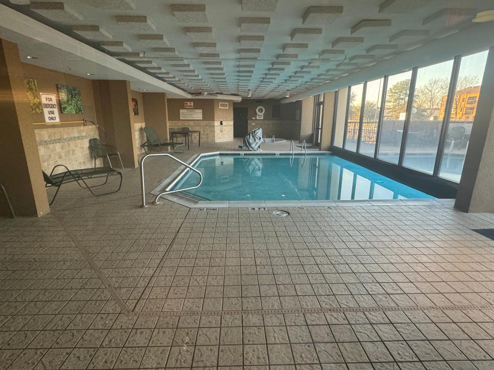 Отель Sonesta Essential Houston Hobby Airport Экстерьер фото